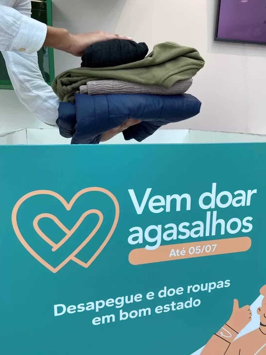 Vem Doar Agasalhos: campanha de inverno do Mooca Plaza Shopping recebe doações até julho